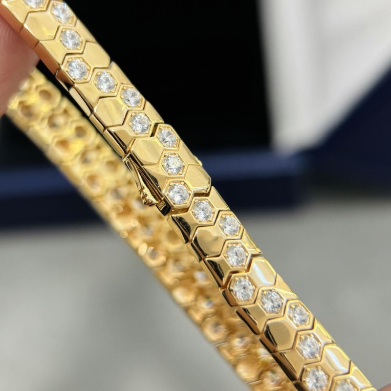 CHAUMET